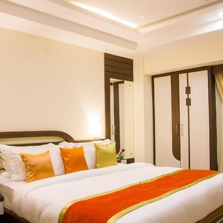 Hotel Park Riviera 古瓦哈提 外观 照片